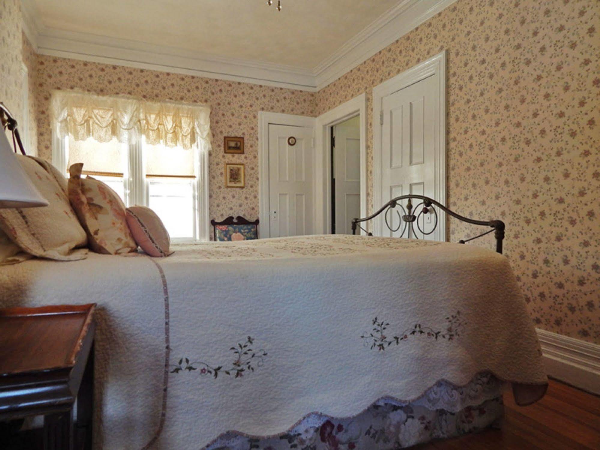 Manor House Bed & Breakfast Norfolk Esterno foto