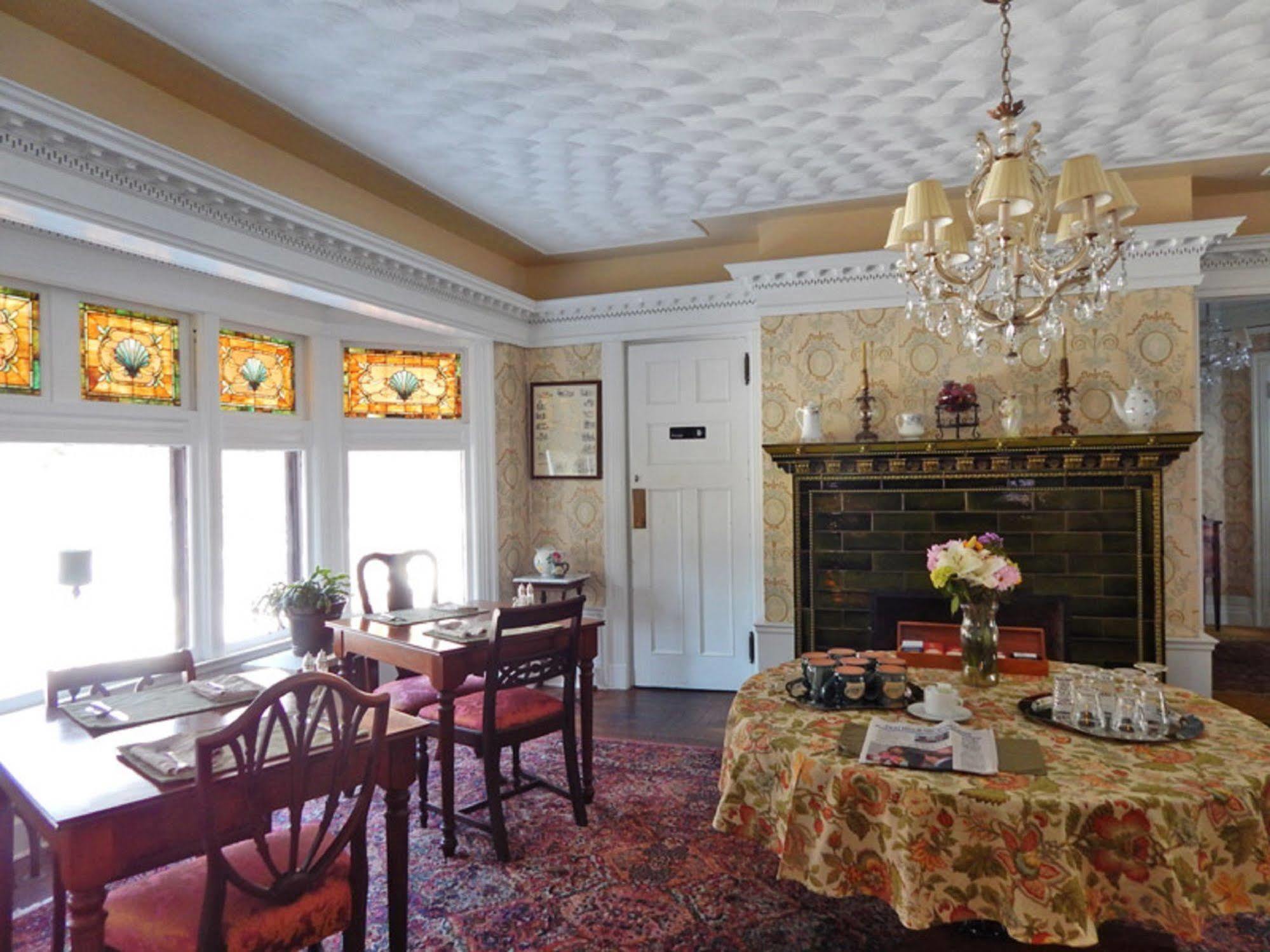 Manor House Bed & Breakfast Norfolk Esterno foto